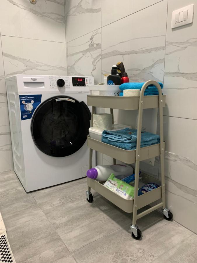 Lovely 1-Bedroom Condo In Tirana Wifi-Netflix-Ac Eksteriør billede